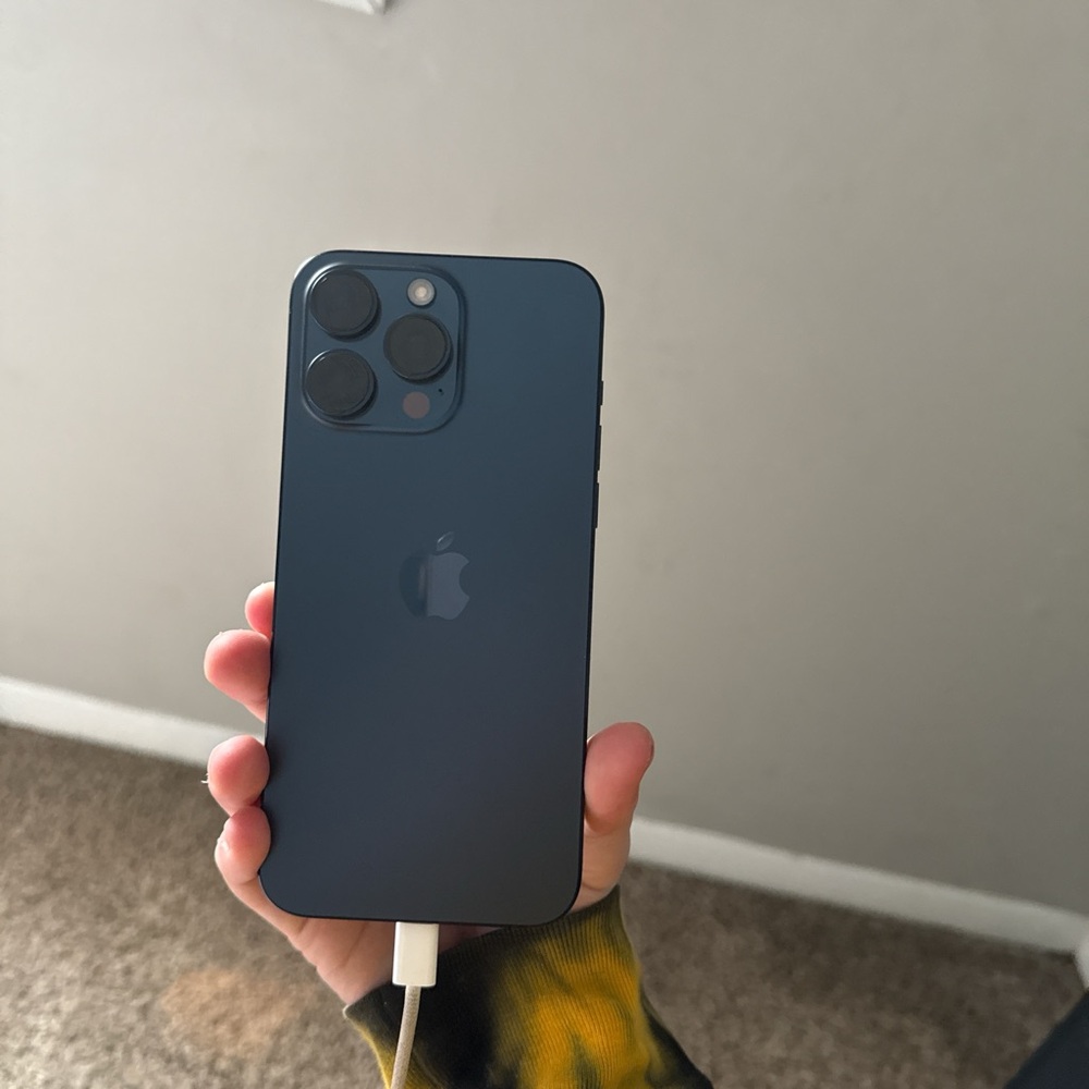 Apple iPhone - Deep Blue